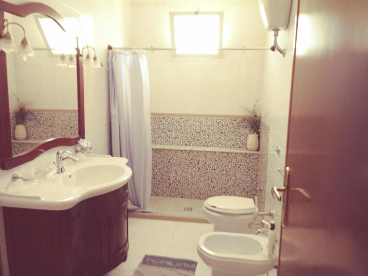 B&B Coste Del Salento San Pietro Vernotico Exterior photo